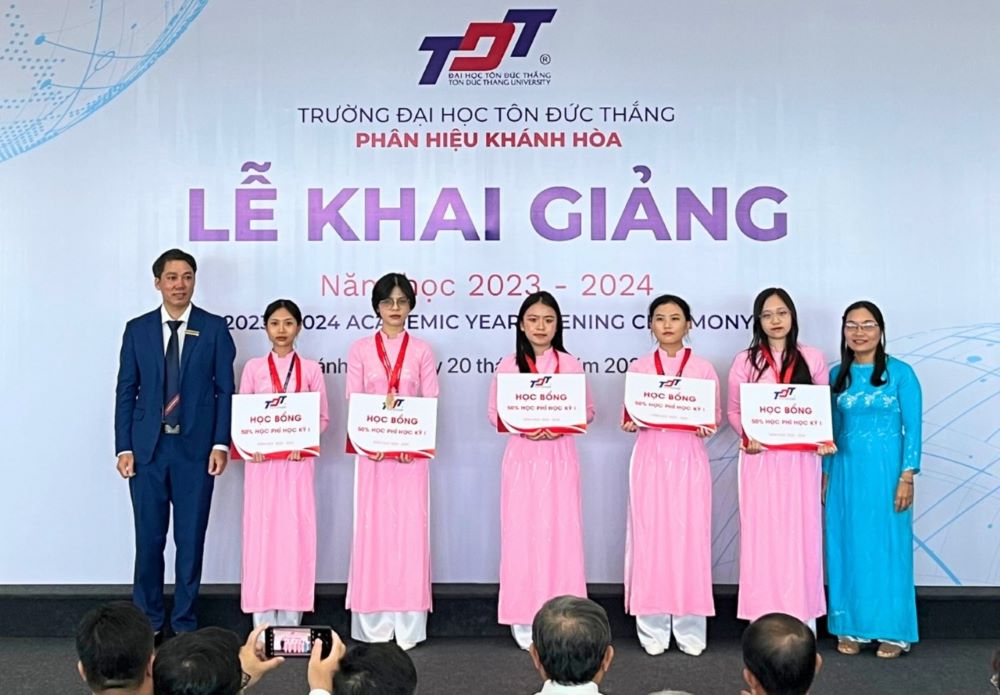 khanh-hoa-tdtu-khai-giang-4